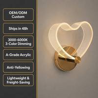 2026 Superbe Applique Murale LED en Forme de Cœur, Style Nordique Moderne Minimaliste, Luxe, en Aluminium Gravé Doré et Acrylique, Intensité Réglable, Haute Qualité