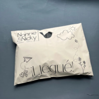 Emballage de Courrier Auto-Adhésif Personnalisé et Durable pour Sacs, Vêtements, Chaussures, Chaussettes - Avec Logo