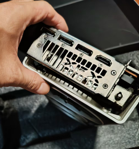 Para XFX Speedster MERC 319 <span class=keywords><strong>AMD</strong></span> <span class=keywords><strong>Radeon</strong></span> <span class=keywords><strong>RX</strong></span> <span class=keywords><strong>6800</strong></span> XT <span class=keywords><strong>16GB</strong></span> GDDR6 - Product Image 5