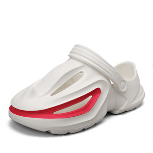 Shark Mouth <b>Clogs</b> Soft Sole Thick Sole 1cm Heel Height Breathable Outdoor Summer Sandals For Men - Product Image 5