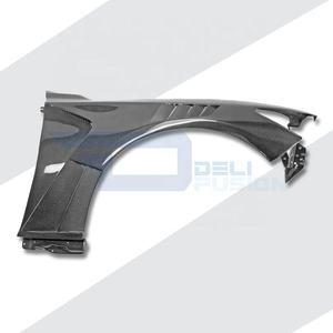 Guardabarros de Fibra de Carbono Tipo DLF para Infiniti Q50 V37 2014-2017 - Product Image 4