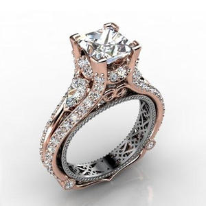 Anillo de Diamantes en Oro Rosa F534, Corte Princesa, Diamante Natural, Anillo de Compromiso para Mujer, Color D, con Piedras Laterales - Product Image 2