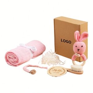 Coffret cadeau pour bébé fille nouveau-née pour le premier anniversaire avec brosse en poils de chèvre et hochet en bois pour la fête - Product Image 2
