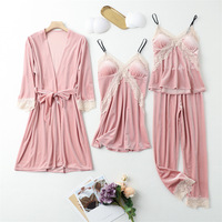 Échantillon Gratuit Peignoir d'Hiver 100% Polyester Peignoir de Mariée Cadeau Demoiselle d'Honneur OEM Peignoir en Tissu Éponge Uni de Haute Qualité Lettre Brodé