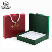 Boîte à bijoux en carton personnalisée OEM HKSHF avec ruban, plusieurs styles, pour collier de perles, bracelet, boîte à bijoux avec couvercle pour présentation en magasin
