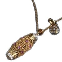 Collier ras-du-cou personnalisé style palais avec perles dorées creuses et rubis, motif filigrane vintage 2026