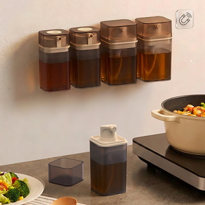 Bouteille pulvérisatrice d'huile d'olive en plastique pour la cuisson, support magnétique pour <span class=keywords><strong>friteuse</strong></span> à air, pulvérisateur d'huile de cuisine peu encombrant, brume fine - Product Image 1
