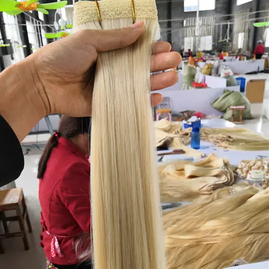 Fabrika en iyi lüks tam manikür çift çizilmiş ham bakire 100% insan Remy sarışın 613 # rus saç atkı saç ekleme