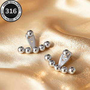 Boucles d'oreilles tendance style niche, luxe léger, en acier, pour affiner le visage rond, bijoux en acier titane, vente en gros - Product Image 6