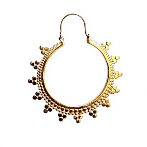 Venta al por mayor de mujeres 30mm color dorado bohemio gran círculo pendientes de aro liso grande aro para bodas fiestas regalos compromiso - Product Image 4