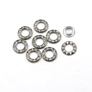 Bon Prix Belle Qualité Diamant Strass Oeillet - Product Image 4