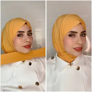 2022 Individual isierbares Bestseller-Design Muslim Hijab Amira 1 Stück Easy Hijab einfarbiger Sofort schal mit Snacks