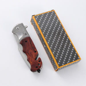 سكين صيد خارجي الأكثر مبيعاً بشفرة من الفولاذ المسود ومقبض من خشب الزيتون المنقوش، درجة DIY، يدعم التخصيص حسب الطلب OEM - Product Image 6