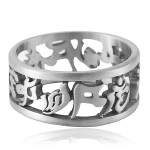 yunnique Retro <b>Titanium</b> Steel <b>Ring</b> Letter Pattern Geometric Unisex Fashion Jewelry Gift - Product Image 3