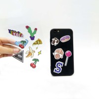 Autocollants personnalisés pour iPhone Autocollants miniatures 3d Autocollants pour téléphone portable en vinyle Bouffée