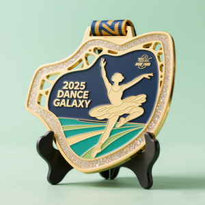 Medallón de Meta Personalizado de Fábrica con Logotipo 3D Esmaltado para Maratón, Medalla Deportiva de Aleación de Zinc, Chapada en Oro, Estilo Antiguo Moderno - Product Image 1