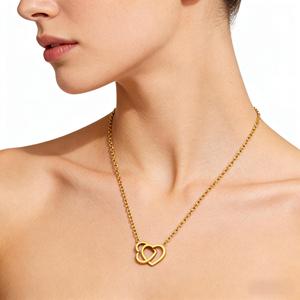 Collana per Bambini con Ciondolo a Cuore Personalizzato in Acciaio Inox Placcato Oro 18K, Catena Doppia con Nome, 18 Pollici - Product Image 6