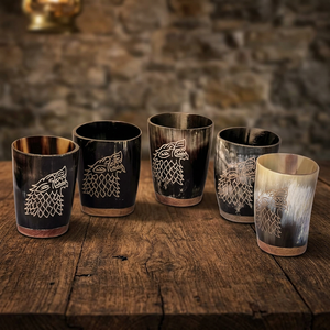 Coupe à boire viking artisanale en corne naturelle, mug médiéval, cadeau rustique, articles de bar pour la vente au détail et en gros à prix abordables - Product Image 6