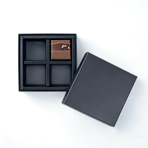 กล่องบรรจุภัณฑ์ช็อกโกแลตสำหรับวันวาเลนไทน์<span class=keywords><strong>แล</strong></span>ะงานแต่งงาน ทำจากกระดาษแข็งเกรดอาหาร ดีไซน์หรูหรา<span class=keywords><strong>ต</strong></span>ามสั่ง สำหรับขนมและช็อก<span class=keywords><strong>โก</strong></span><span class=keywords><strong>แล</strong></span><span class=keywords><strong>ต</strong></span> - Product Image 3