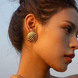 Mode klobig 18k Gold plattiert strukturiert oval Stab-Ohrringe Damen zierlich Edelstahl Statement Ohrring tarn-freier Schmuck