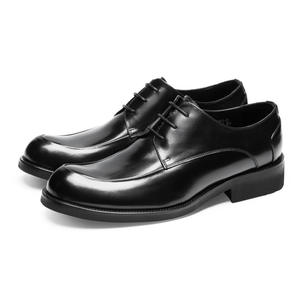 Chaussures en cuir à bout épais pour hommes - Nouveau style britannique, chaussures habillées formelles, en cuir véritable, design respirant - Product Image 3