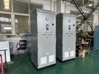 Boîtier de distribution intérieur en acier inoxydable LD CFD, montage au sol, étanchéité IP66, surface gravée au laser, entrée/sortie de câble par le haut/bas