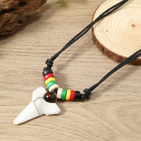 Accessoire de Collier Rétro Bohème d'Été pour Vacances, Perles en Bois Personnalisées à Dents de Requin, Tendance Surf