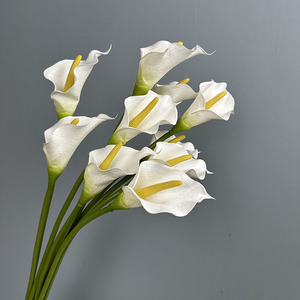 Fleurs artificielles en soie blanche de haute qualité en vrac pour hôtel, centre commercial, toucher réel, calla avec manches pour la décoration du salon - Product Image 1