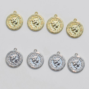 Pendentif tête de reine en alliage de style européen, coupe octogonale, pour la fabrication de boucles d'oreilles, plaqué or et argent, apprêts de bijoux - Product Image 5