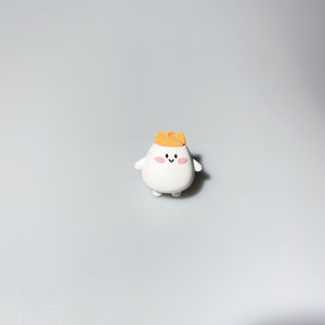 Llavero Personalizado con Cubos de Huevo Blancos Pequeños, Colgantes para Llaves de Coche, Artículo Decorativo para Mochila Hecho de PVC <span class=keywords><strong>o</strong></span> Resina - Product Image 1