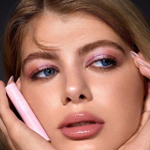 Sombra de Ojos en Barra Brillante Metálica Mineral, Efecto Gel Brillante, Ultra Brillante, Multicolor, 3G, para Piel Clara y Oscura - Product Image 4