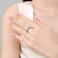 Bague de luxe en argent sterling 925 Moissanite Bague Offre Spéciale élégante pour femme tempérament