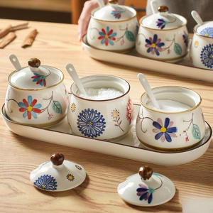 Ensemble de pots à épices chinois en céramique pour la cuisine domestique, comprenant un pot à huile de piment - Product Image 4