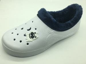 <span class=keywords><strong>Sabot</strong></span> d'hiver étanches et bon marché, sandales en fourrure noires, sabots chauds pour femmes et hommes - Product Image 3