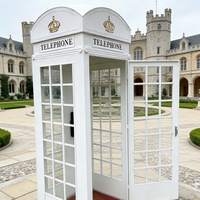 Cabine téléphonique londonienne blanche de style vintage pour décorations de mariage - Collection Printemps