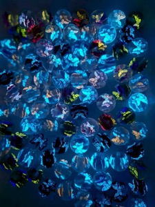 Resplandor en la oscuridad redondo 16MM 200 Uds cuentas de mariposa de resina acrílica brillante de alta calidad para pluma collar grueso joyería DIY - Product Image 2