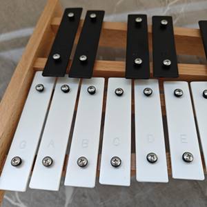 Glockenspiel de Percusión de 27 Notas, Directo de Fábrica, Kit de Campanas para Estudiantes, Banda Principiante, Xilófono, Soporte de Música Ajustable de Alta Calidad - Product Image 3