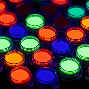 Hydra Water-Activated Eye Pencil Gel Eyeliner con base de agua Delineador De Ojos Pastel Activated Eyeliner - Product Image 5