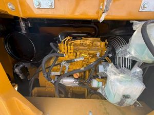 รถขุดมือสองคุณภาพสูง Caterpillar 307 สำหรับส่งออกทั่วโลก ระบบไฮดรอลิกเดิมๆ รองรับการขนส่งแบบตู้คอนเทนเนอร์และแบบเรือบรรทุกสินค้า - Product Image 6