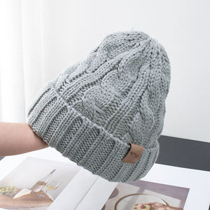 Unisex <b>Winter</b> Knitted <b>Hat</b> with Fur Lining and 3D Embroidered Maple Leaf Dot Pattern Beanie <b>for</b> Men and <b>Women</b> Warm and Casual - Product Image 5