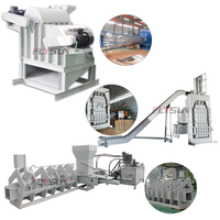 Complete set productie-apparatuur voor het versnipperen, balen maken en briketteren van kokos- en palmpitten.