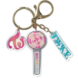 Stray Kids TWICE ATEEZ BIG BANG <span class=keywords><strong>MAMAMOO</strong></span> Idol acrílico llavero Felix coche llavero colgante bolsa accesorios MOMO SAN Fans regalo L04 - Product Image 6