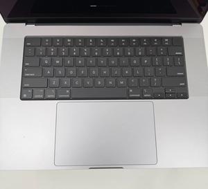 MacBook Pro Usado de 16.2 Pulgadas 2023 A2780, Portátil Apple con M2 Pro de 12 Núcleos, 16GB de RAM, 512GB/1TB SSD, Pantalla Liquid Retina XDR de 16.2 Pulgadas - Product Image 3