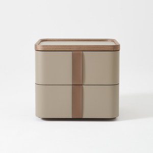 Table de chevet minimaliste italienne en bois massif avec rangement en cuir pour chambre à coucher - Product Image 1