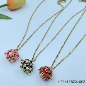 Elegante collana elegante con Design geometrico e Vintage alla moda catene in titanio e pietra principale diamante per abbigliamento quotidiano e feste - Product Image 1