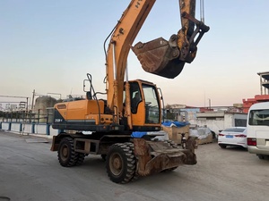Hyundai Excavadora de ruedas 210w-9 Excelente estado 20.5ton Motor Cummins Bomba de caja de cambios Buena calidad - Product Image 5