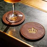 Sous-verres populaires personnalisables avec logo pour restaurant/cadeau, tapis de tasse résistant à la chaleur en cuir PU durable, échantillon gratuit disponible, meilleur prix