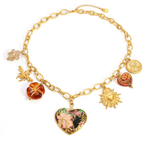 สร้อยคอสแตนเลสจี้รูปหัวใจชุบทอง 18K สำหรับผู้หญิง เครื่องประดับแฟชั่น โซ่คล้องเสื้อกันหนาวฤดูใบไม้ร่วงฤดูหนาว - Product Image 5