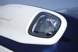 Vehículo Eléctrico con Homologación EEC, Conducción por la Izquierda, 4 Ruedas, 3 Puertas, Mini EV Pequeño para Adultos - Product Image 5