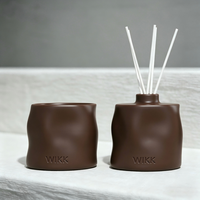 Vases à bougies en céramique beiges de luxe, personnalisables en couleur et taille, avec logo en relief, pour la décoration de la maison, pour un cadeau de Noël